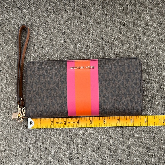Michael Kors Large Logo Stripe Continental Zip Electric Pink Clutch Wristlet - Picture 7 of 10